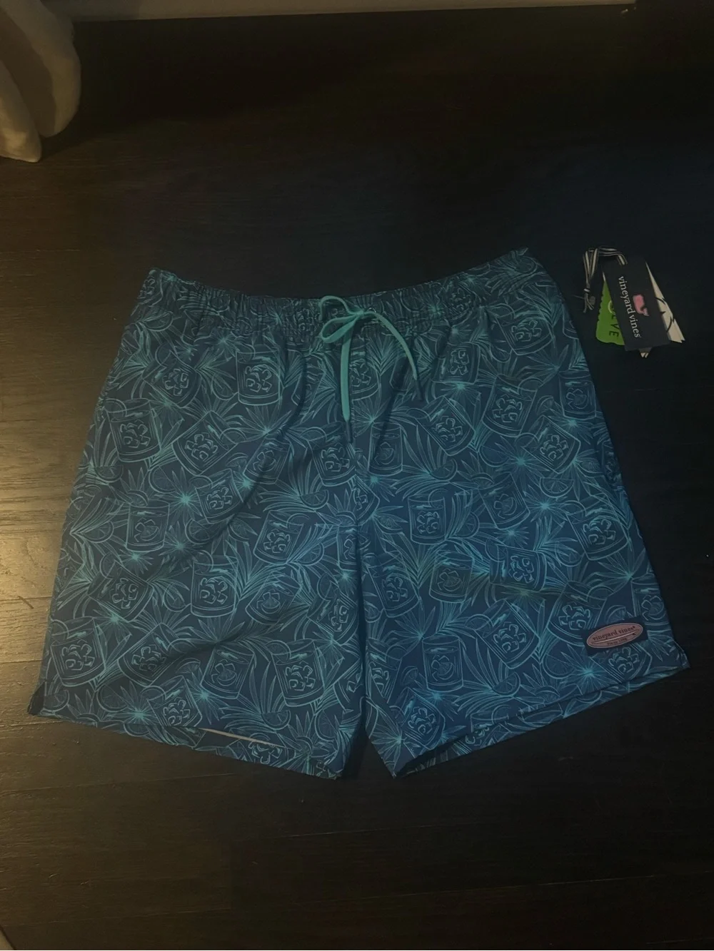 Vineyard Vines Cocktail Swim Trunks Blue Size Medium NWT